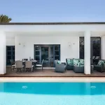 Mamma Mia 1 Villa
